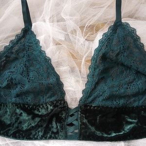 4X Bralette Emerald Green Velvet Lace Corset Detail Gorgeous Lingerie Plus Size